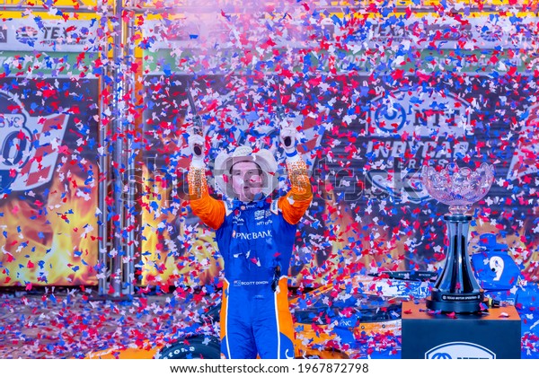 May 01, 2021 - Ft. Worth, Florida,
USA: SCOTT DIXON (9) of Auckland, New Zealand  wins the Genesys 300
at the Texas Motor Speedway in Ft. Worth,
Florida.