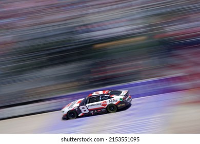 May 02, 2022 - Dover, DE, USA: Tyler Reddick races down the front stretch for the DuraMAX Drydene 400  at Dover Motor Speedway in Dover, DE.