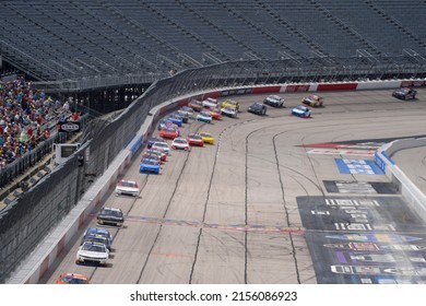 May 07, 2022 - Darlington, SC, USA: Kaulig Racing Races For The Mahindra ROXOR 200 At Darlington Raceway In Darlington, SC.