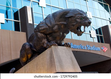 458 Panther sculpture Images, Stock Photos & Vectors | Shutterstock