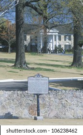 MAY 2004 - Entrance To Graceland, Home Of Elvis Presley, Memphis, TN