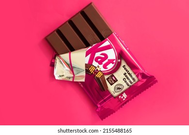 May 3, 2022, Ukraine City Kyiv Chocolate Bar Kit Kat On A Colored Background