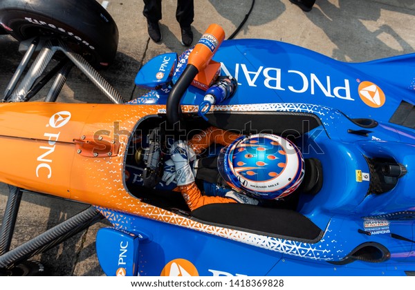 May 31, 2019 - Detroit, Michigan, USA:\
SCOTT DIXON (9) of New Zealand prepares to practice for the Detroit\
Grand Prix at Belle Isle in Detroit,\
Michigan.