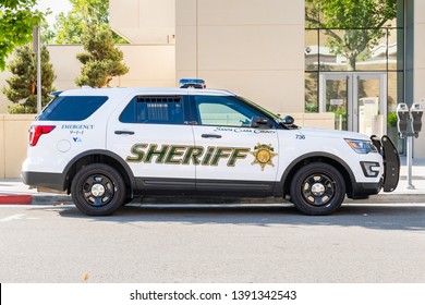 8,953 Sheriff Car Images, Stock Photos & Vectors 