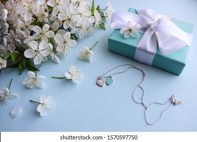 May.23, 2019: Foto. Tiffany Jewelry. Tiffany Box