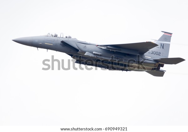 Mcdonnell Douglas F15 Eagle Flypast Fairford Stock Photo Edit Now 690949321