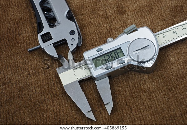 measurement\
tool