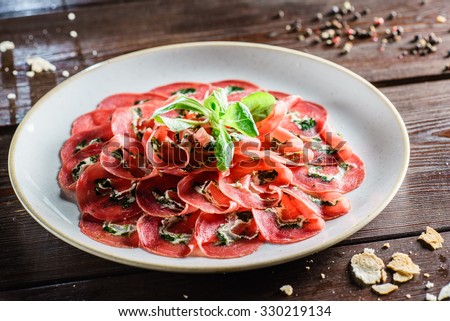 meat carpaccio