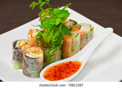 Meat And Vegetable Rice Paper Rolls