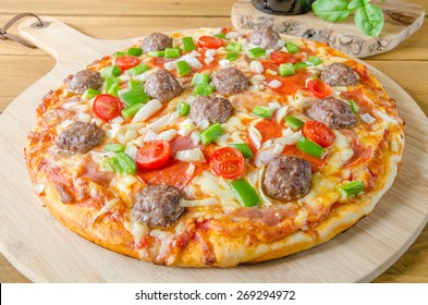 Meatball Pizza