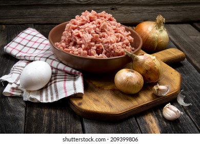 Meatballs Ingredients: Turkey Mince, Onion, Garlic And Egg