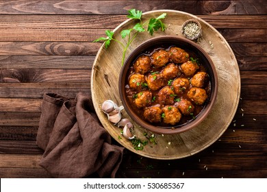 meatballs in sauce - Shutterstock ID 530685367