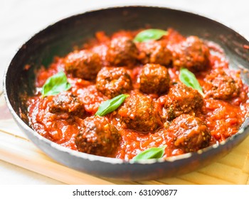 Meatballs In Tomato Sauce