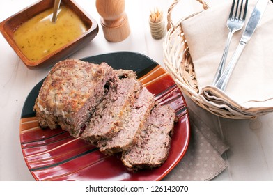 Meatloaf With Garlic Gravy Sauce