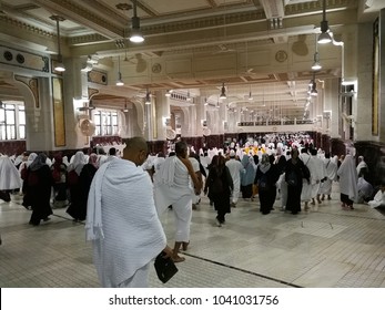 Ihram Images, Stock Photos & Vectors | Shutterstock