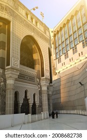 Mecca, Saudi Arabia - December 17, 2018: Couple Walking In The Courtyard Of The Haram Mosque, Vertical