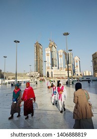 Mecca, Suadi Arabia : Activities Of Pilgrims Of Hajj And Umra Around Masjidil Haram, The Holiest Mosque In Mecca (08/2018).