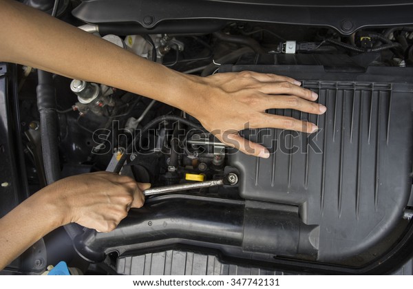 Mechanic check the engine\
daily
