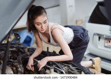 girl mechanic