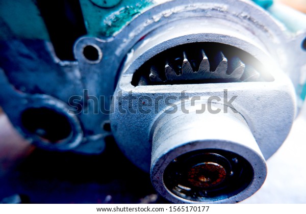 Mechanics concepts Mechanical engineering Engine
sprocket Automotive
industry