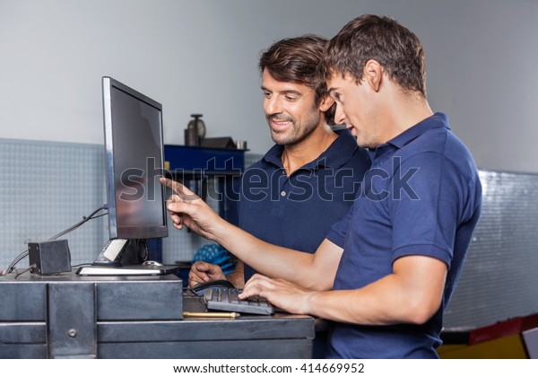 Mechanics Using Computer In\
Garage