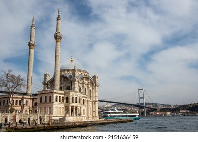 Büyük Mecidiye Mosque (Ortaköy Mosque)