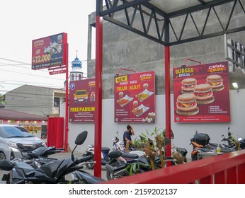 Medan, 19 May 2022, Food Product Billboards In The Restaurant Parking Area