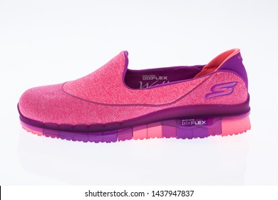 skechers arcade refer