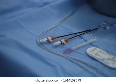 Medical Instruments For Access Femoral Artery, Focus On 7 Fr Introducer Sheath