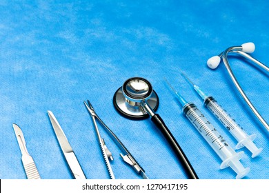 178 Surgical Instruments On The Blue Wrap Images, Stock Photos 