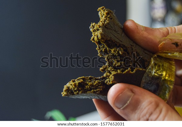 A
medical marijuana plant extract. Cannabis flower extract. Weed
concentrate. THC concentrate. Cannabis wax. Bubble
hash
