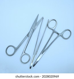 Medical Minor Set With Surgical Scissor, Tweezers, And Needle Holder