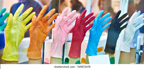 Medical Nitrile Powder Free Gloves In Store