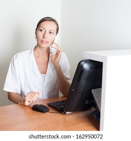 Medical Office Assistant Setting Appointment