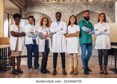 Medical people - doctors, nurse, physician and surgeon team in hospital. Healthcare service - Powered by Shutterstock