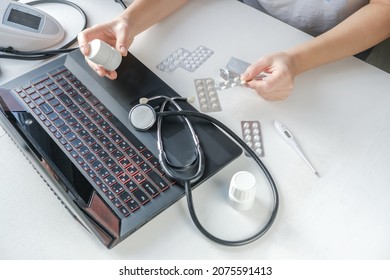 Medicine, Telehealth,medical.  Doctor Conducts A Remote Consultation, Provides Online Medical Assistance. Virtual Visit. Healthcare Providers, Digital Or Virtual Engagement, New Normal,covid 