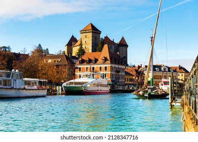 Medieval city of Annecy with Thiou canal at sunny winter day, Haute Savoie department in Auvergne Rhone Alpes region, France