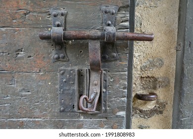 2,849 Medieval bolt Images, Stock Photos & Vectors | Shutterstock