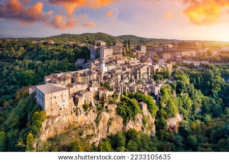 Medieval Pitigliano town over tuff rocks in province of Grosseto, Tuscany, Italy. Pitigliano is a small medieval town in southern Tuscany, Italy.