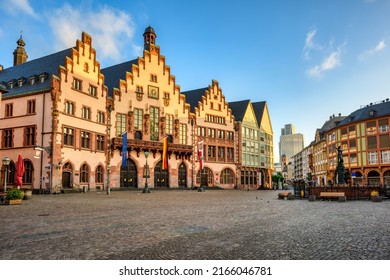 The medieval Roemer building housing the Town Hall in the center of Old town of Frankfurt am Main, Germany. Roemer is one of the city's most important landmarks. - Shutterstock ID 2166046781