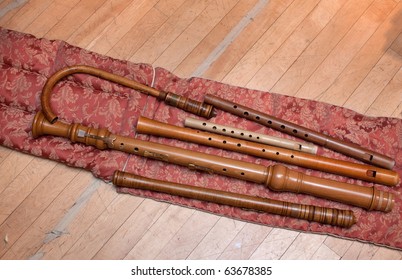 medieval woodwind instruments including a curved crumhorn, used for Jewish Sephardic Spanish music.