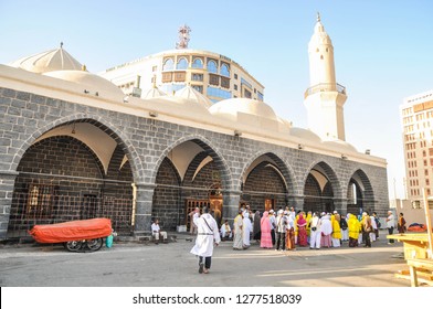 Medina Saudi Arabia June 7 2016pilgrims At The Nabawi Mosque At Medina Medina Saudi Arabia June 7 2016pilgrims At The Nabawi Mosque At Medina