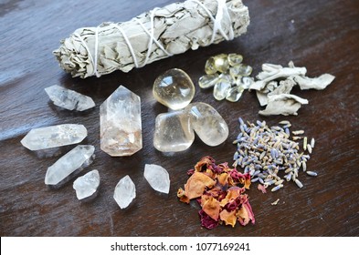 Meditation Grid Kit. Quartz Tower, Natural Citrine, Herkimer Diamonds, Quartz Points, Lavender, Sage, Rose. Healing Crystal Bundle Alter Kit, Wiccan Witchcraft, Crystal Healing Decor