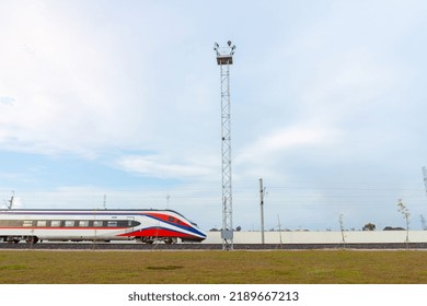 Medium and high speed trains Laos-China 