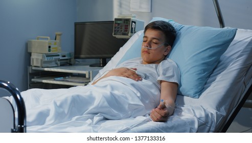 15,169 Boy hospital bed Images, Stock Photos & Vectors | Shutterstock