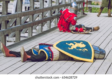 Medival Festival In Livonian Castle, Cesis, Latvia, Medival Fight, 2015 Year. Knight Festival Held Once A Year.
