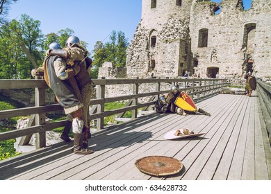 Medival Festival In Livonian Castle, Cesis, Latvia, Medival Fight, 2015 Year. Knight Festival Held Once A Year.
