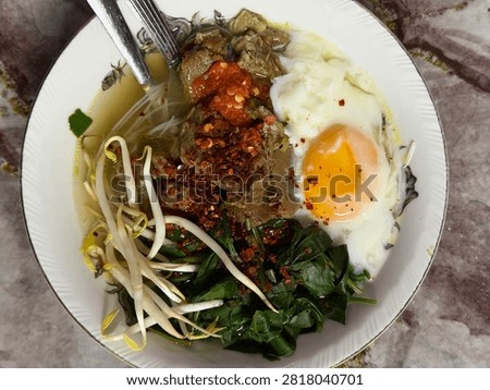 Mee celup or mee sup 
