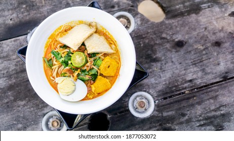 Mee Kari Or Curry Noodle -- An All Time Local Favorite Suitable Dish At Anytime