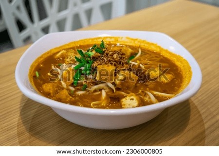 Mee siam is a dish of thin rice vermicelli of hot, sweet and sour flavours, originated in Penang but popular among the Malay and Peranakan communities throughout Peninsular Malaysia and Singapore